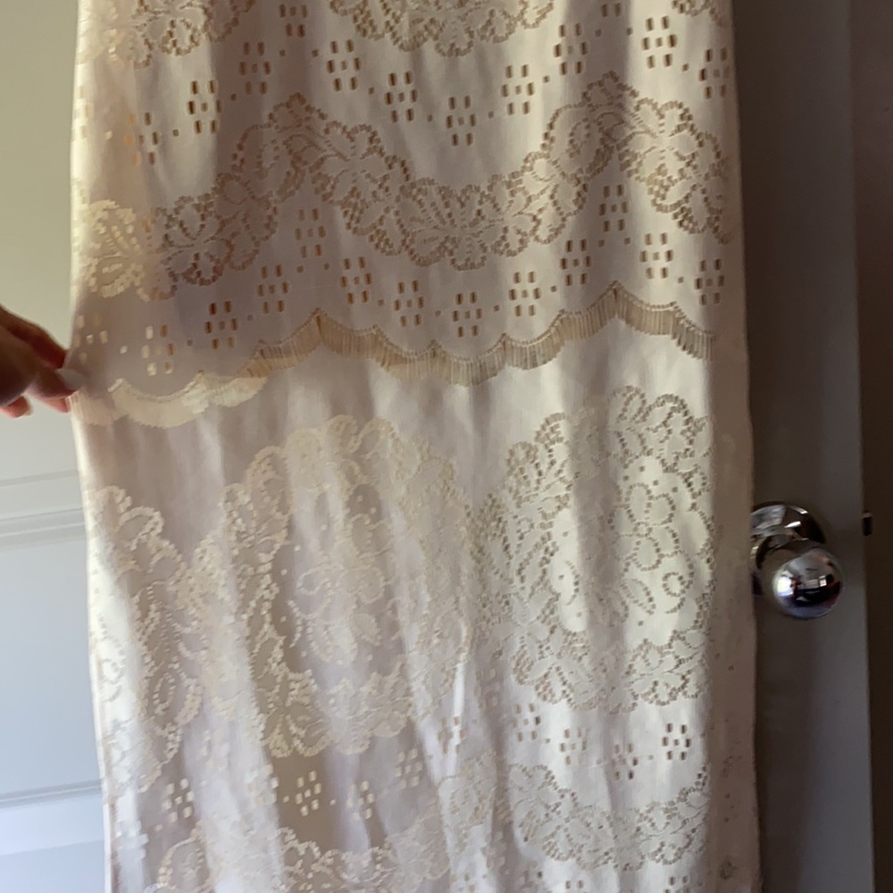 BOGO Maxi Backless Cream White Lacy Dress - Picture 3 of 8